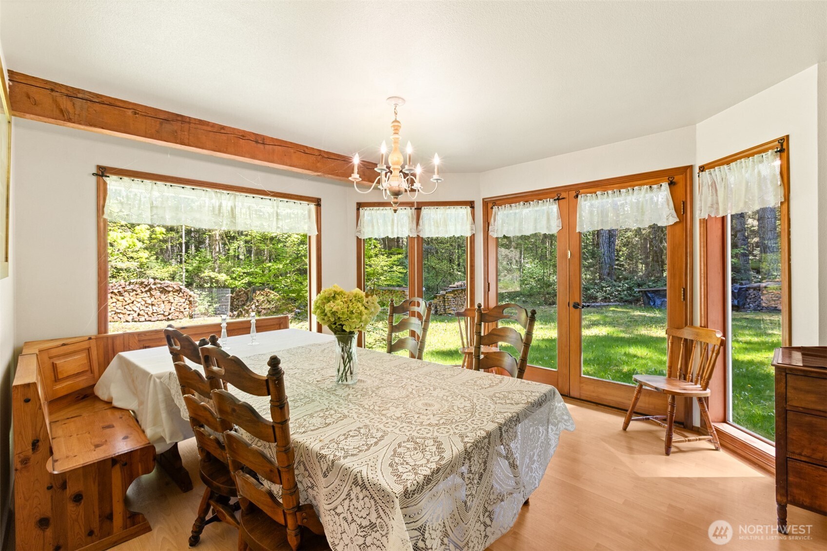 516 Gellor Road Port Angeles, WA 98362 - Photo 7 of 40