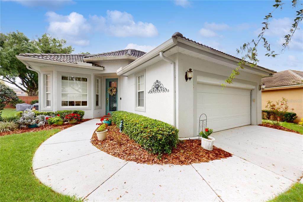 218 Lake Region Blvd South  