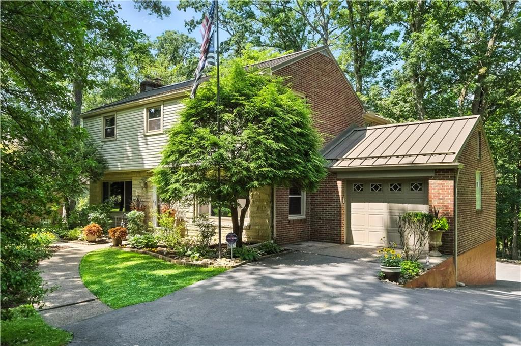 8017 Edwood Road Pittsburgh, PA 15237 - Photo 2 of 42 Gallery Image 2