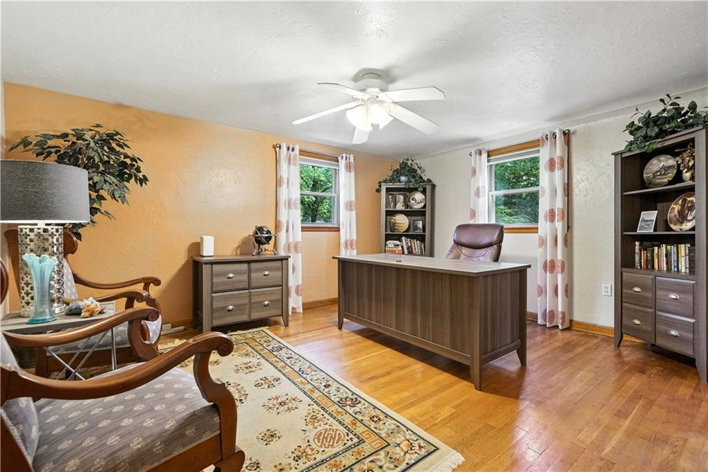 8017 Edwood Road Pittsburgh, PA 15237 - Photo 21 of 42 Gallery Image 21