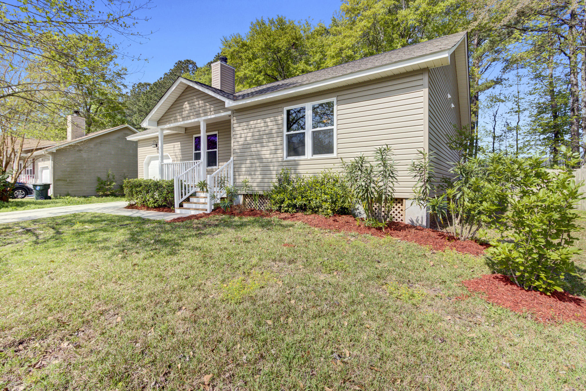 177 Iron Road Summerville, SC 29486 - Photo 2 of 22 B8289EFC-9E72-41CC-B1E5-47DEBD5CF8E5