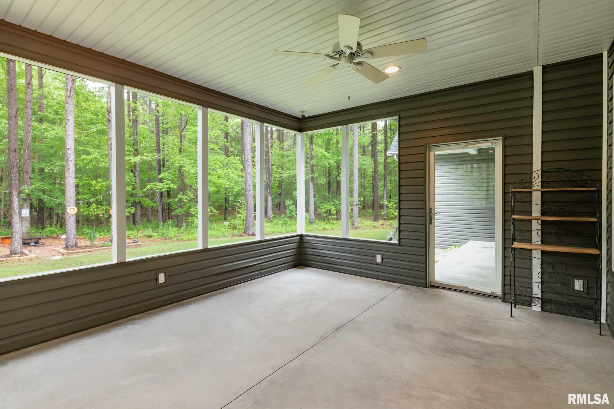 3972 Baptist Camp Road Carterville, IL 62918 - Photo 27 of 44 Gallery Image 27