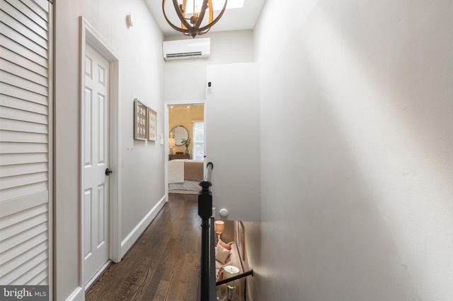 $900,000 | 325 North West Street, Alexandria, VA 22314