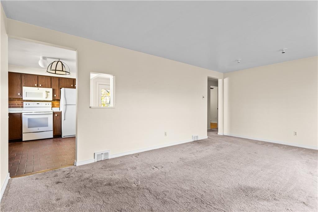 357 Livingston Road West Mifflin, PA 15122 - Photo 8 of 20 Gallery Image 8
