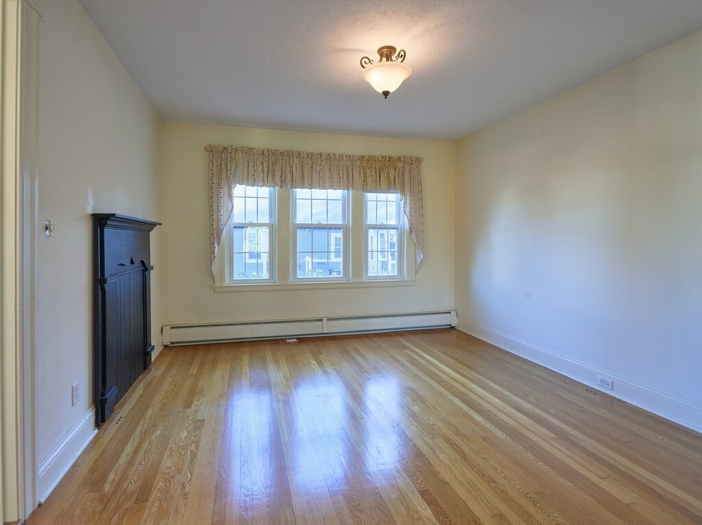 26 Ivernia Road Worcester, MA 01606 - Photo 17 of 42 Gallery Image 17
