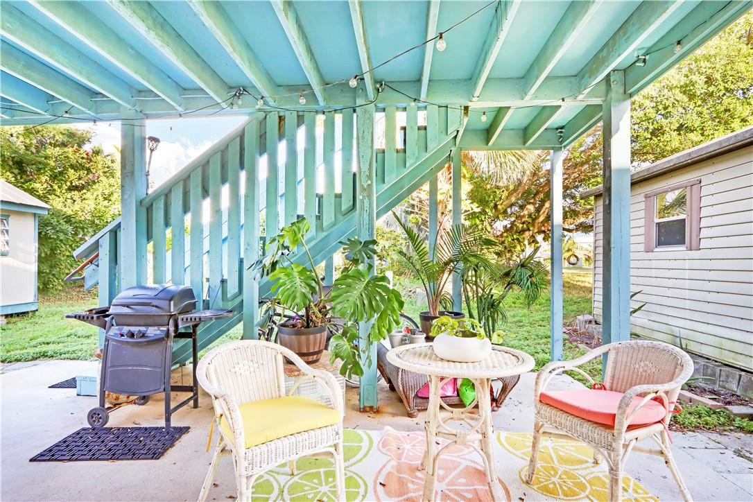 1128 Hernando Street Fort Pierce, FL 34949 - Photo 15 of 46 Photo 15