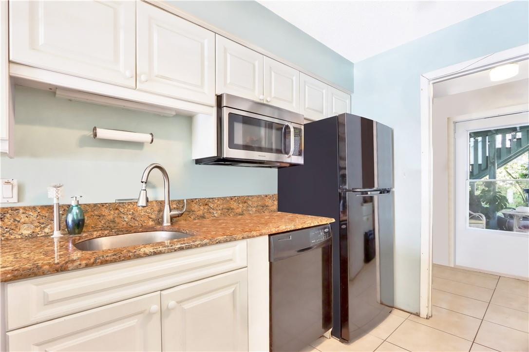 1128 Hernando Street Fort Pierce, FL 34949 - Photo 7 of 46 Photo 7