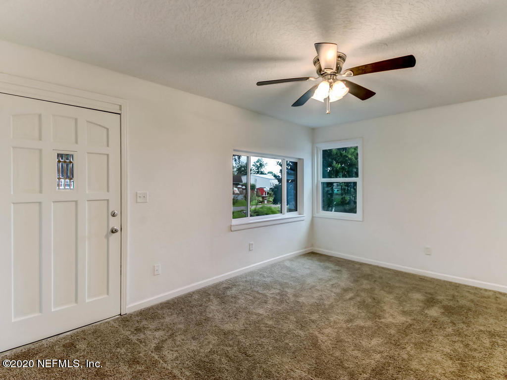5114 Benning Road Jacksonville, FL 32254 - Photo 8 of 17 504407FB-F494-414B-93E8-BD371D974A9E