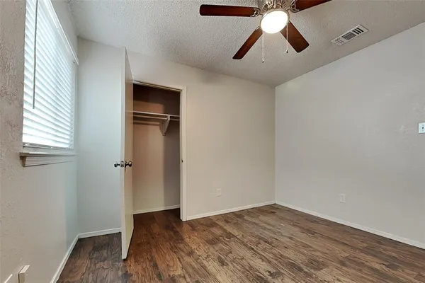 $2,000 | 5317 Windy Meadow Drive, Arlington, TX 76017