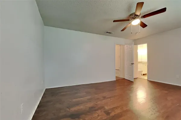 $2,000 | 5317 Windy Meadow Drive, Arlington, TX 76017