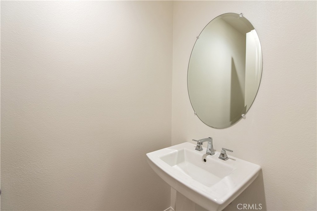 115 Hollow Tree Irvine, CA 92618 - Photo 13 of 35