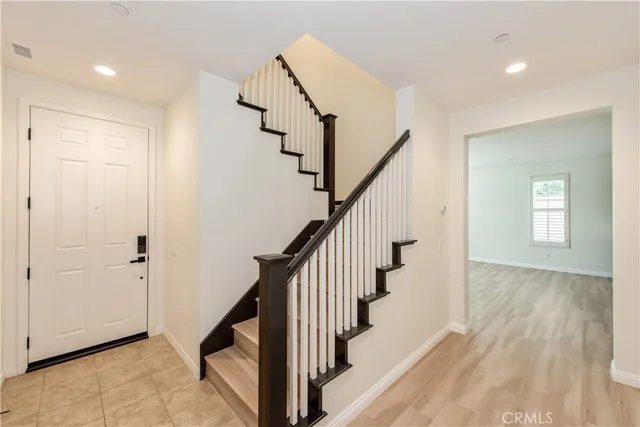 $1,920,000 | 115 Hollow Tree, Irvine, CA 92618