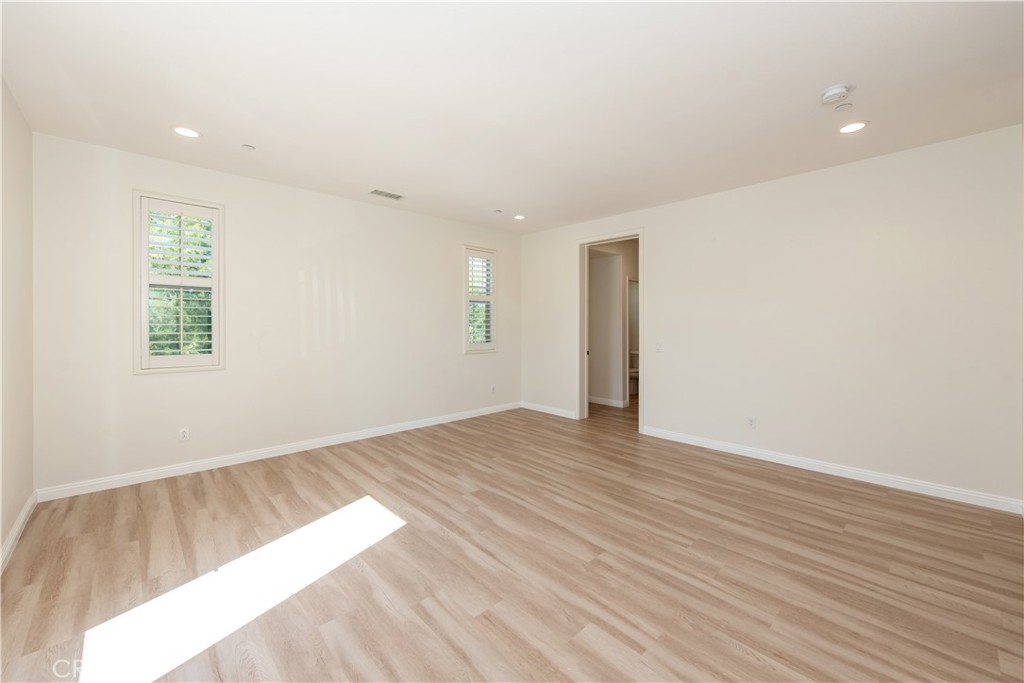 115 Hollow Tree Irvine, CA 92618 - Photo 26 of 35