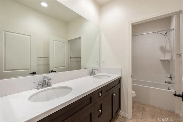 $1,920,000 | 115 Hollow Tree, Irvine, CA 92618