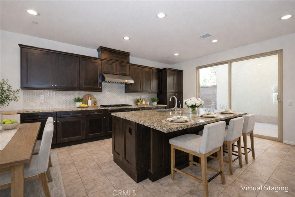 115 Hollow Tree Irvine, CA 92618 - Photo 5 of 35