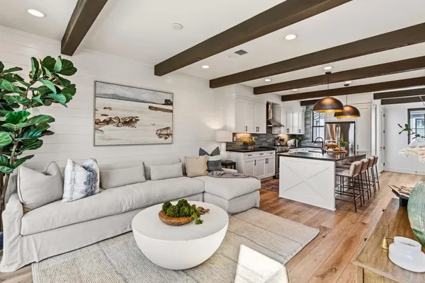 $1,998,888 | 1600 San Remo Place, Unit 102, Encinitas, CA 92024