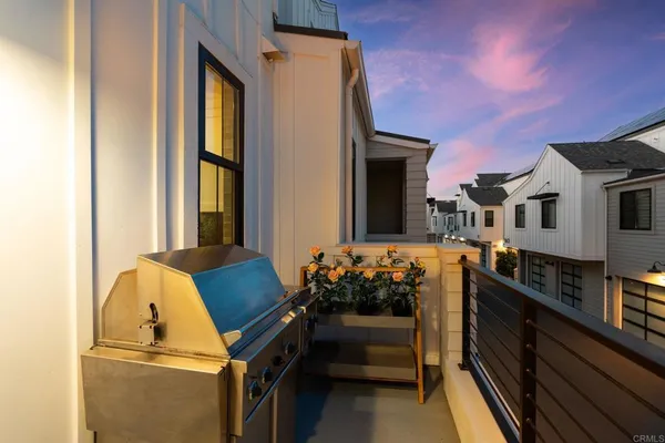 $1,998,888 | 1600 San Remo Place, Unit 102, Encinitas, CA 92024
