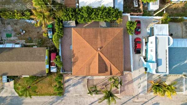 $3,500 | 1827 Len Drive, North Palm Beach, FL 33408