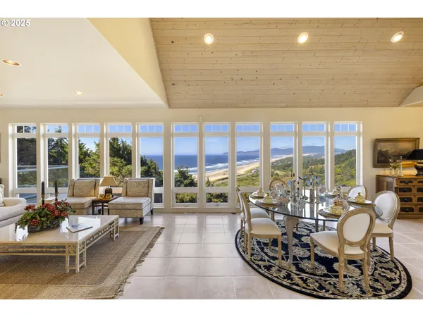 $2,495,000 | 29920 Nantucket Drive, Cloverdale, OR 97112