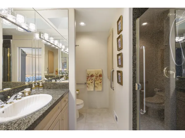 $2,495,000 | 29920 Nantucket Drive, Cloverdale, OR 97112