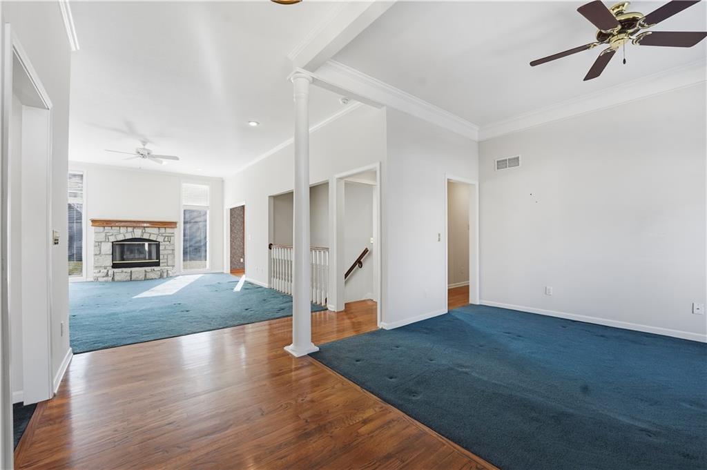 4240 Southwest Clipper Court Lee's Summit, MO 64082 - Photo 8 of 51