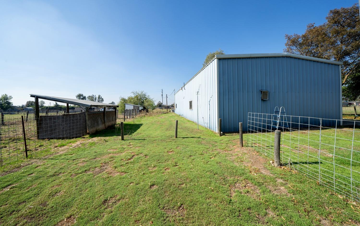 26166 Eddy Way Madera, CA 93638 - Photo 24 of 25 a view of backyard