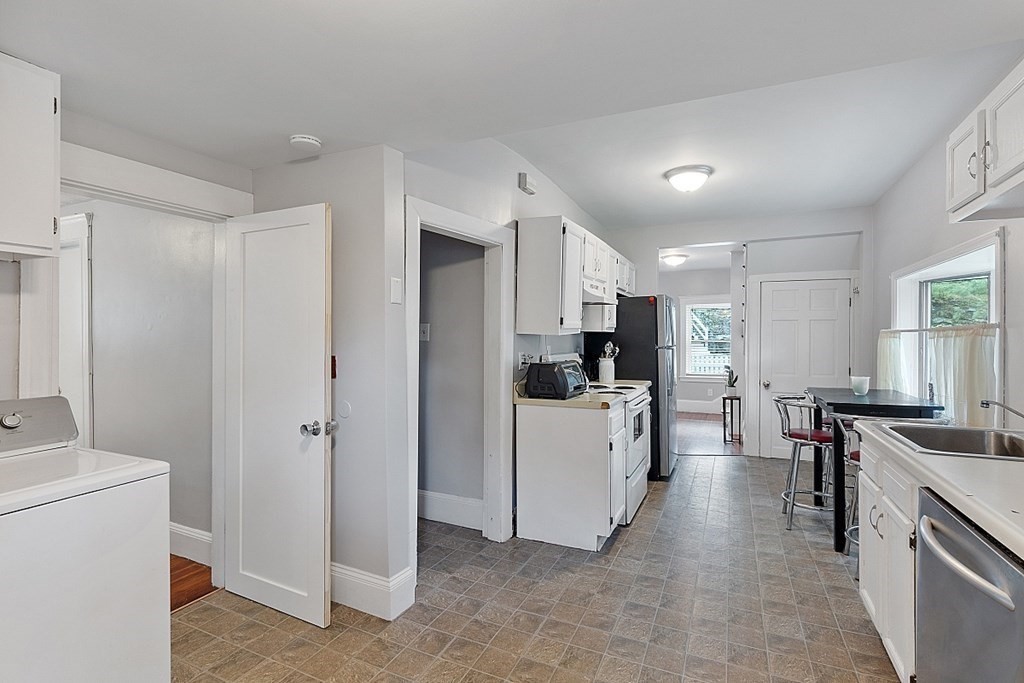 56 Cottage Road Boston, MA 02132 - Photo 7 of 24 Gallery Image 7
