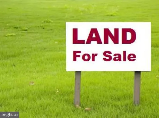 a sign board of a garden