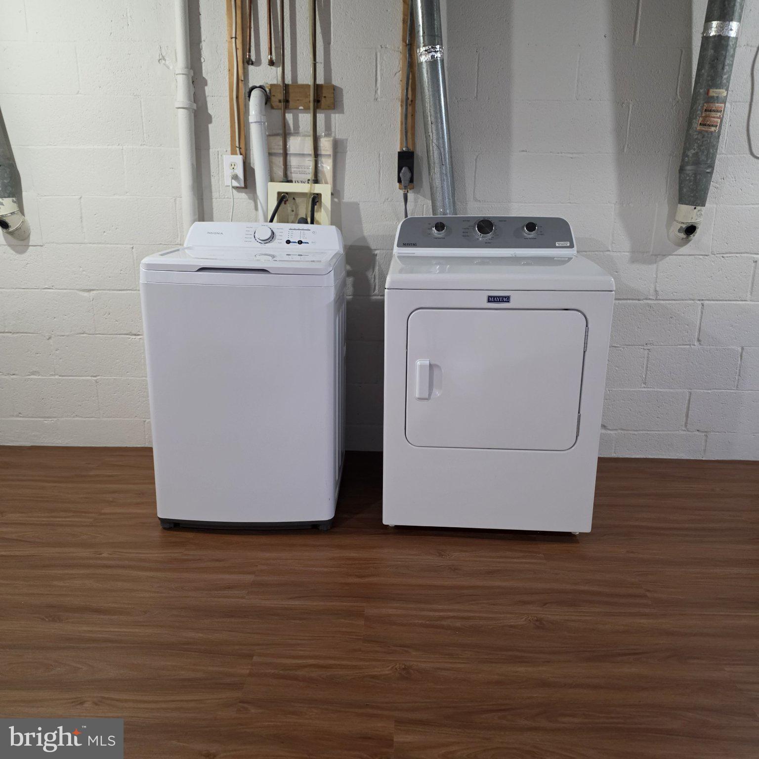 13114 Bluhill Road Silver Spring, MD 20906 - Photo 21 of 23 Washer and Dryer