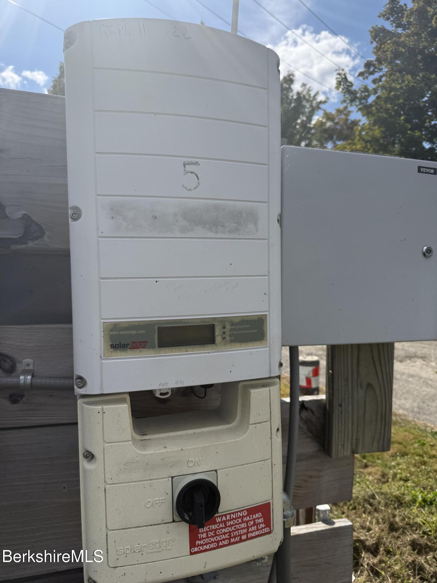 889 Holmes Road Pittsfield, MA 01201 - Photo 11 of 19 IMG_2505