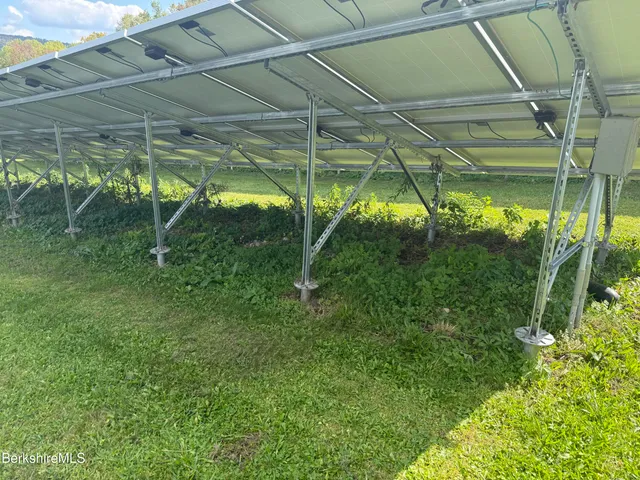 $449,900 | 889 Holmes Road, Pittsfield, MA 01201