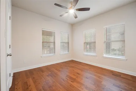 $489,000 | 807 Hollywood Avenue, Dallas, TX 75208