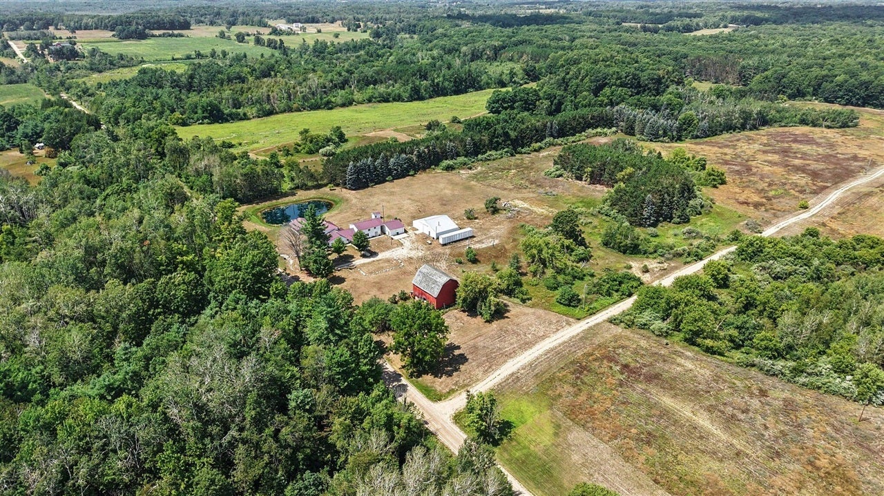 7202 21 Mile Road Evart, MI 49631 - Photo 17 of 73 Gallery Image 17