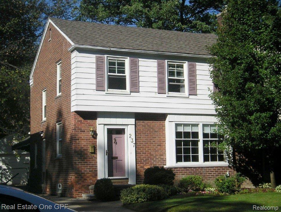 237 McMillan Road Grosse Pointe, MI 48236 - Photo 1 of 25 1P9133106 237 MCMILLAN