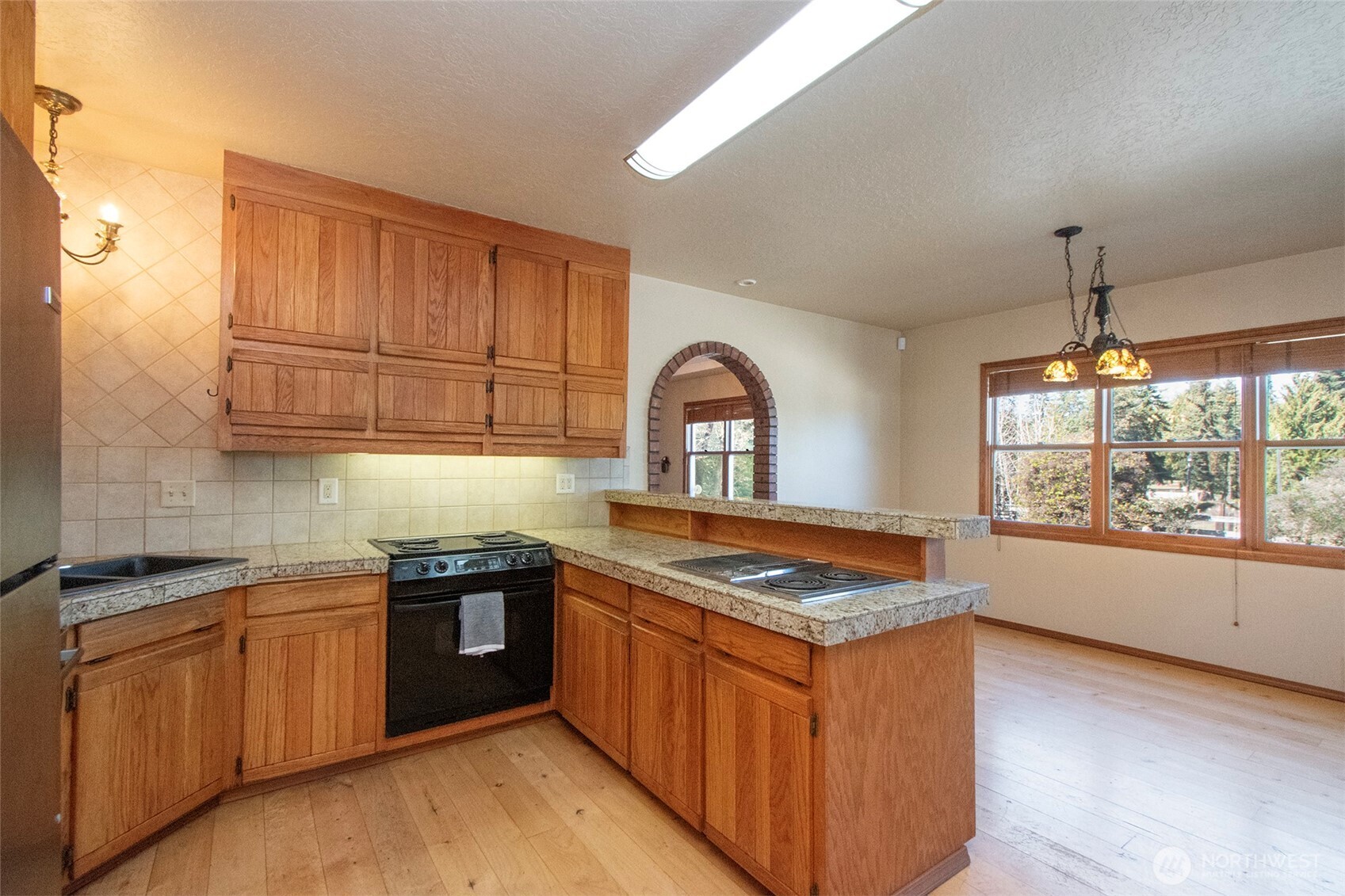 1441 Deer Park Road Port Angeles, WA 98362 - Photo 12 of 40