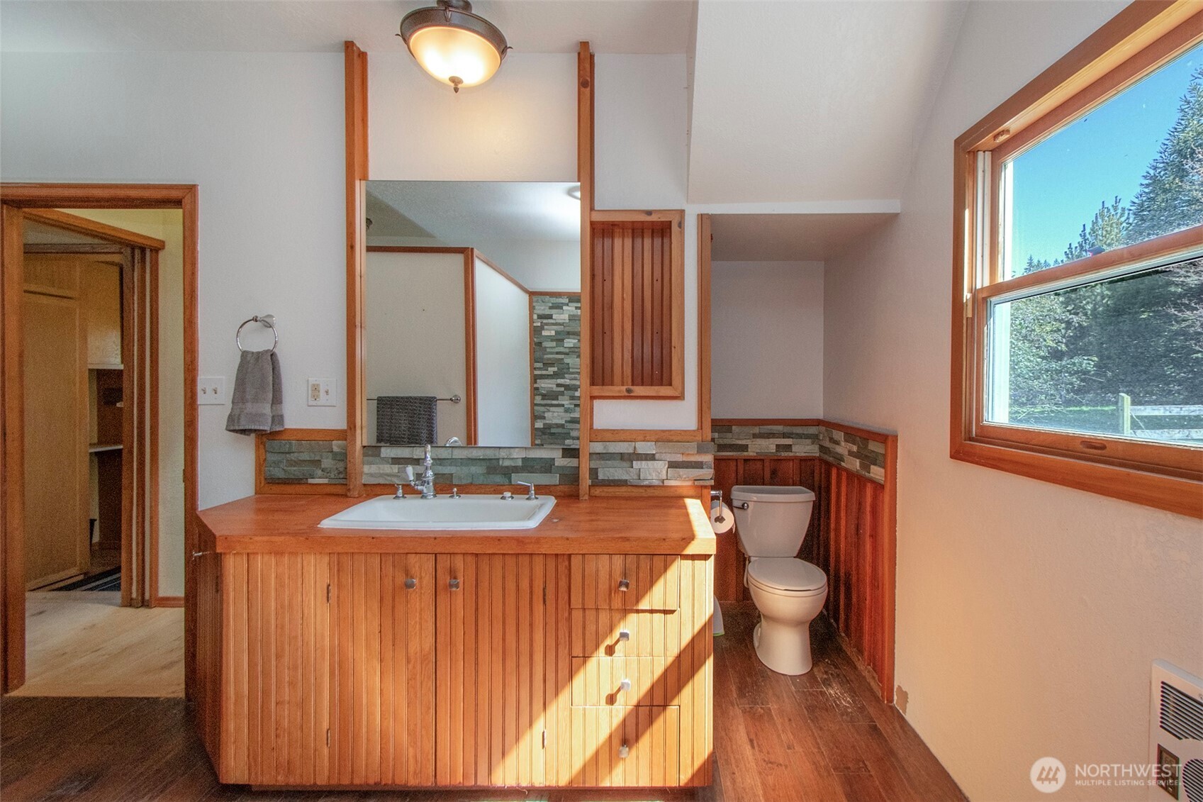 1441 Deer Park Road Port Angeles, WA 98362 - Photo 13 of 40