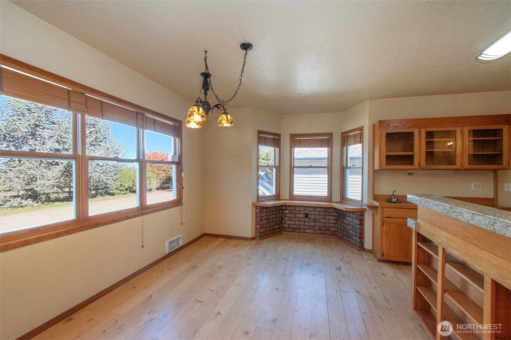 1441 Deer Park Road Port Angeles, WA 98362 - Photo 8 of 40