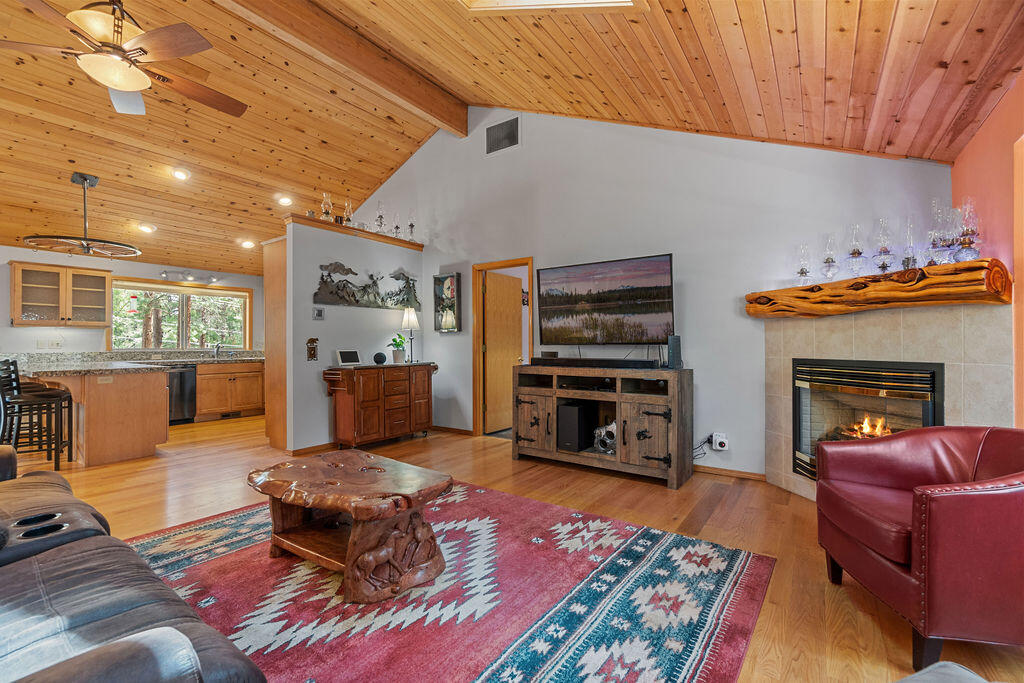 69660 Omaha Road Sisters, OR 97759 - Photo 5 of 45 DSC05580