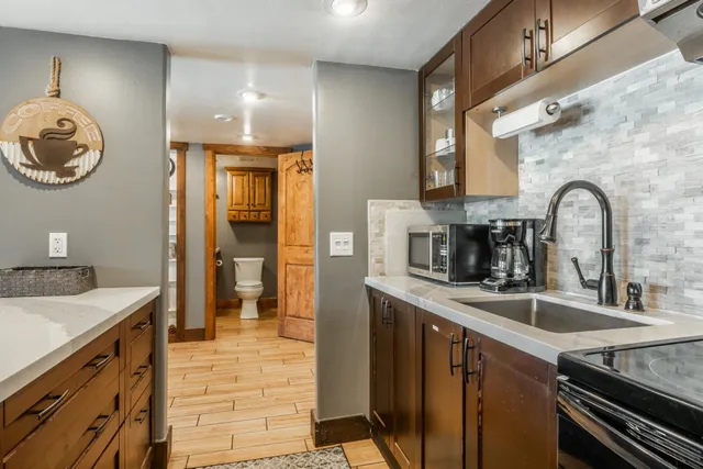 $509,000 | 2289 Sierra Nevada Road, Unit F11, Mammoth Lakes, CA 93546