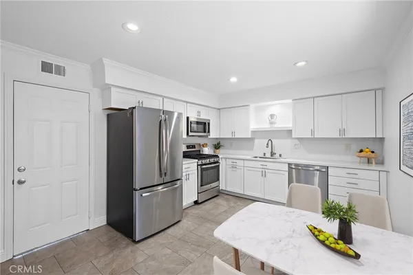 $739,000 | 3250 Avenida Del Presidente, Unit 9, San Clemente, CA 92672