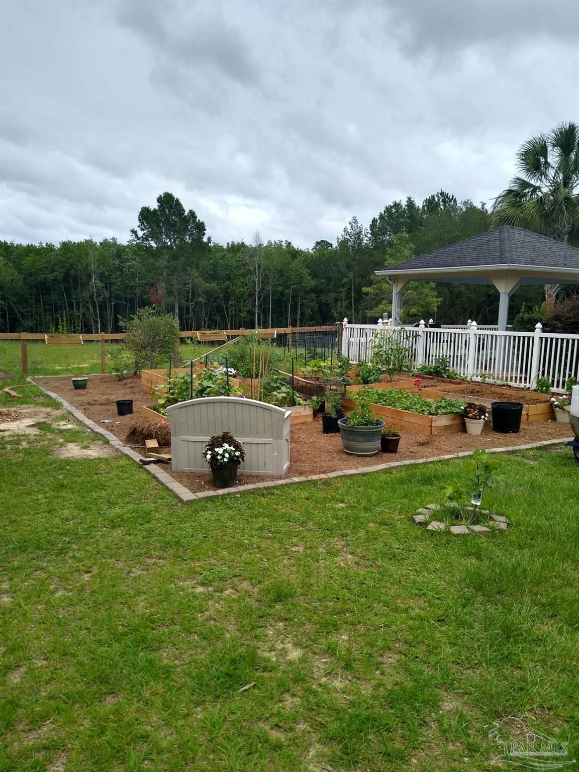 2808 Tunnel Road Pace, FL 32571 - Photo 13 of 36