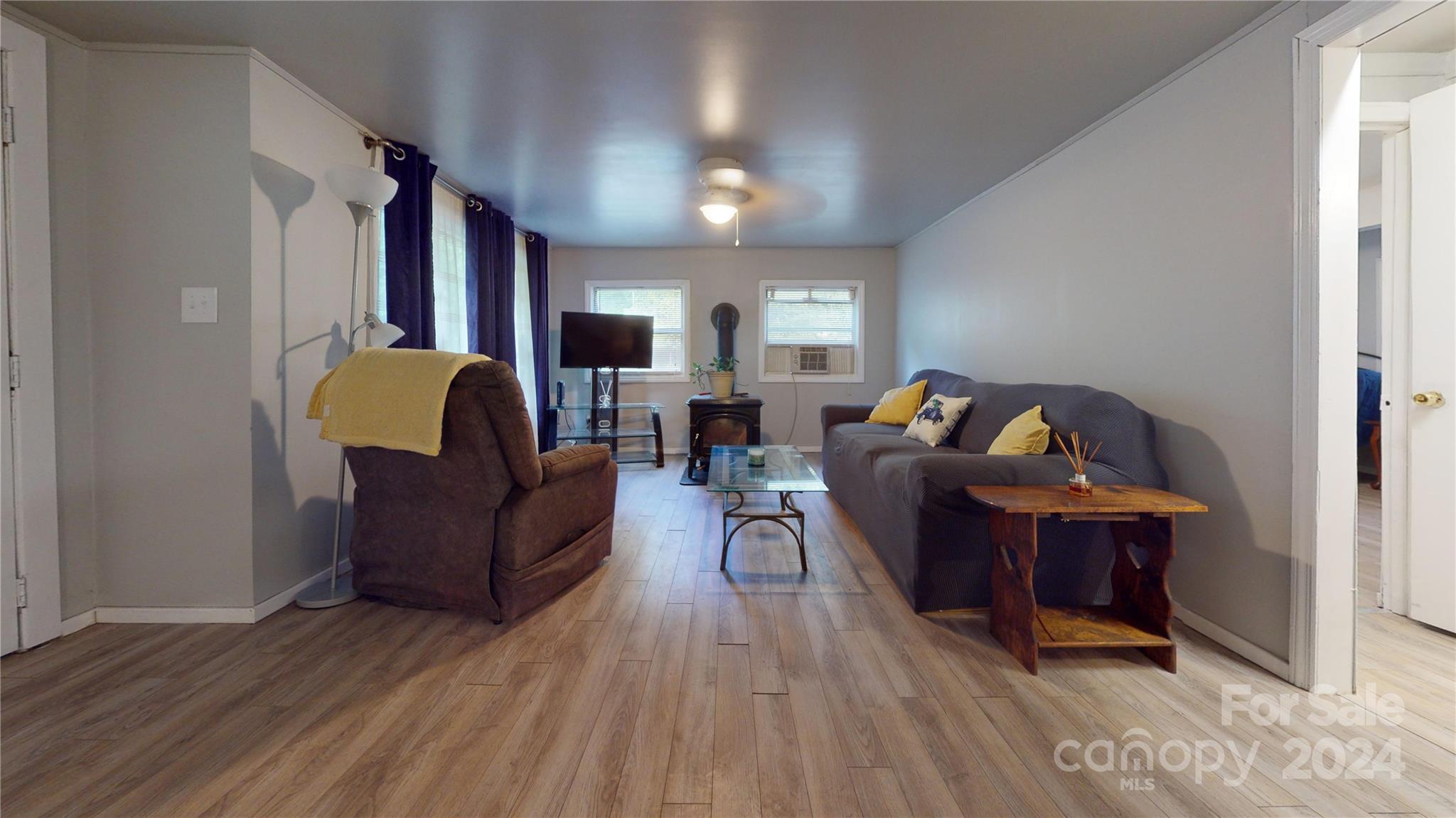478 Chinquapin Road Canton, NC 28716 - Photo 3 of 21