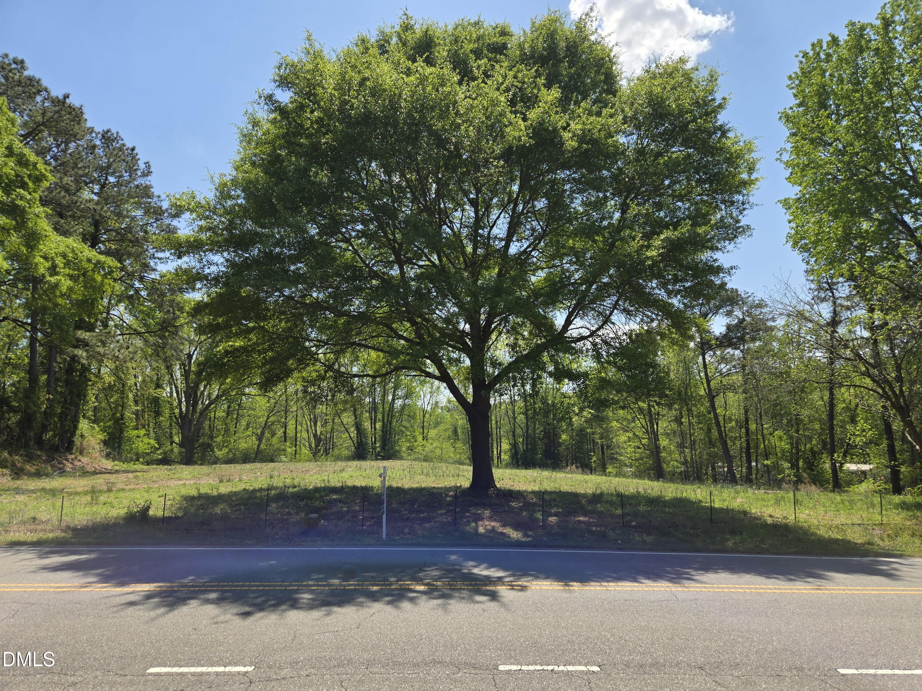 325 Wagstaff Road Fuquay-Varina, NC 27526 - Photo 4 of 7 20260411_135933