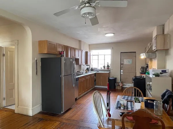 $4,665 | 313 Cambridge Street, Unit 2, Cambridge, MA 02141