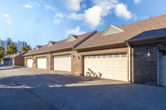 $349,000 | 89 West Carolina Avenue, Memphis, TN 38103