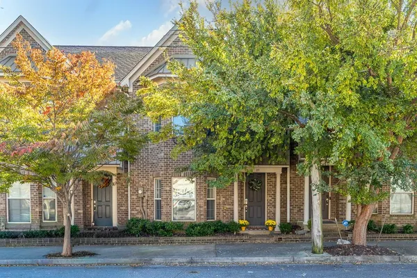 $339,000 | 89 West Carolina Avenue, Memphis, TN 38103