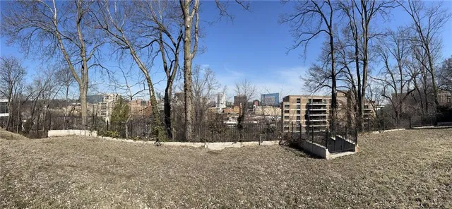 $695,000 | 606 West 49th Terrace, Kansas City, MO 64112