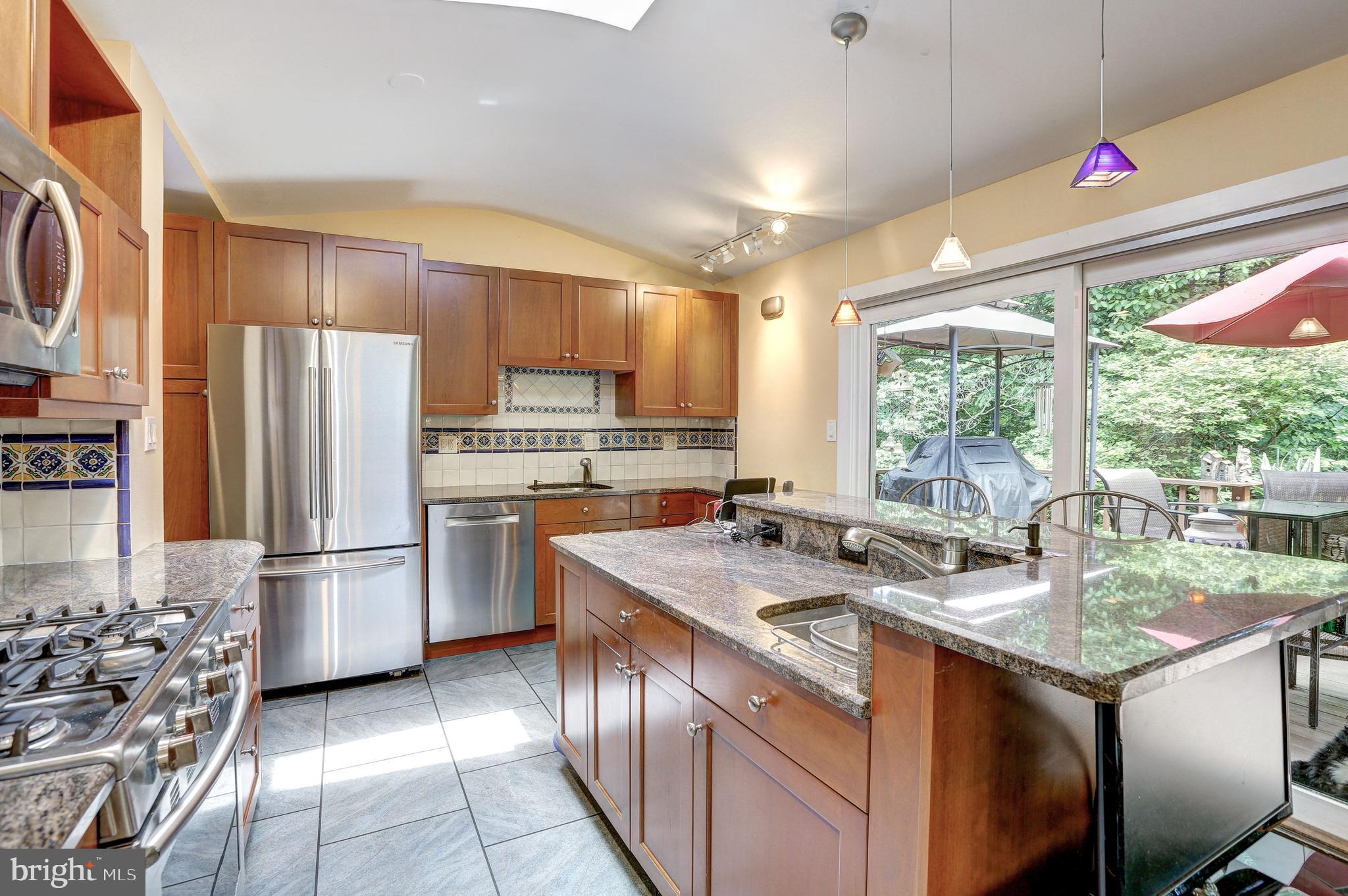 8109 Fenway Road Bethesda, MD 20817 - Photo 3 of 16 Gallery Image 3