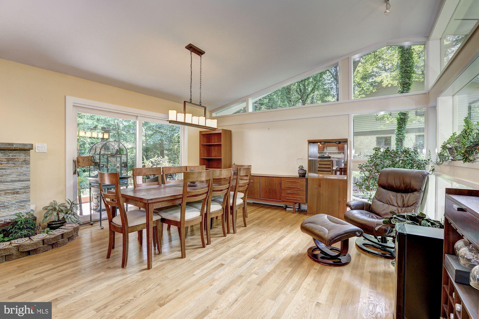 8109 Fenway Road Bethesda, MD 20817 - Photo 6 of 16 Gallery Image 6