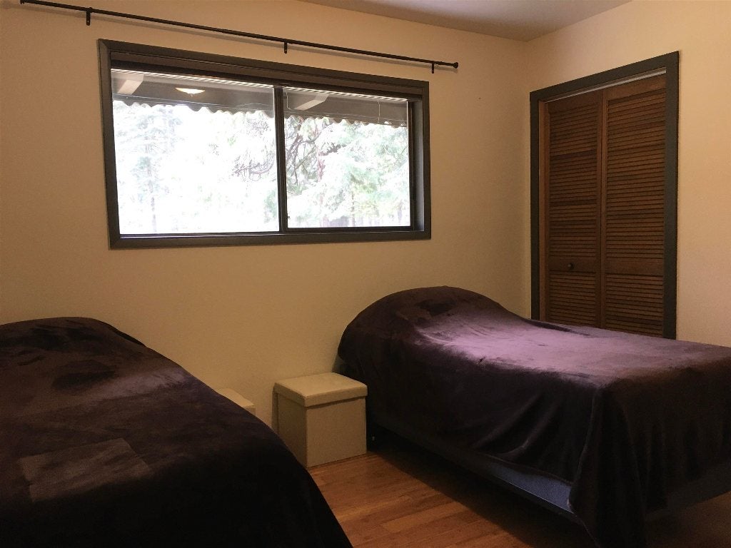 1015 Davis Place Road Mount Shasta, CA 96067 - Photo 13 of 24 Gallery Image 13
